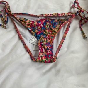 NWT Voda Swim Bikini Bottoms Size Small
